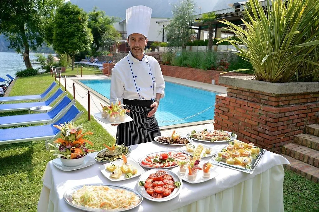 Hotel Lido Limone sul Garda 3*,  İtalya